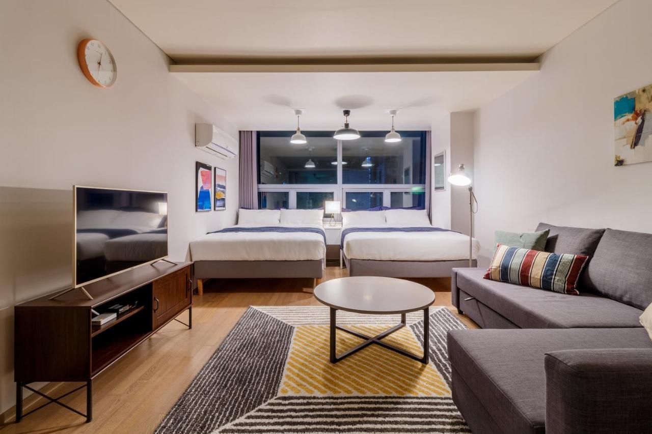 Apartment Gangnam Family