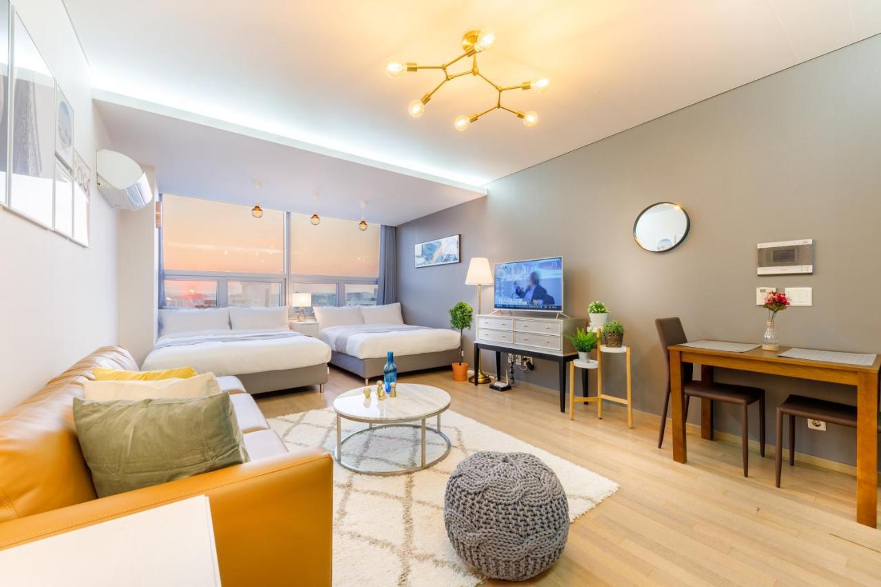 Apartment Gangnam Family *